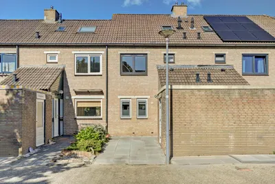 Foto van Lijster 19, Hoogvliet Rotterdam