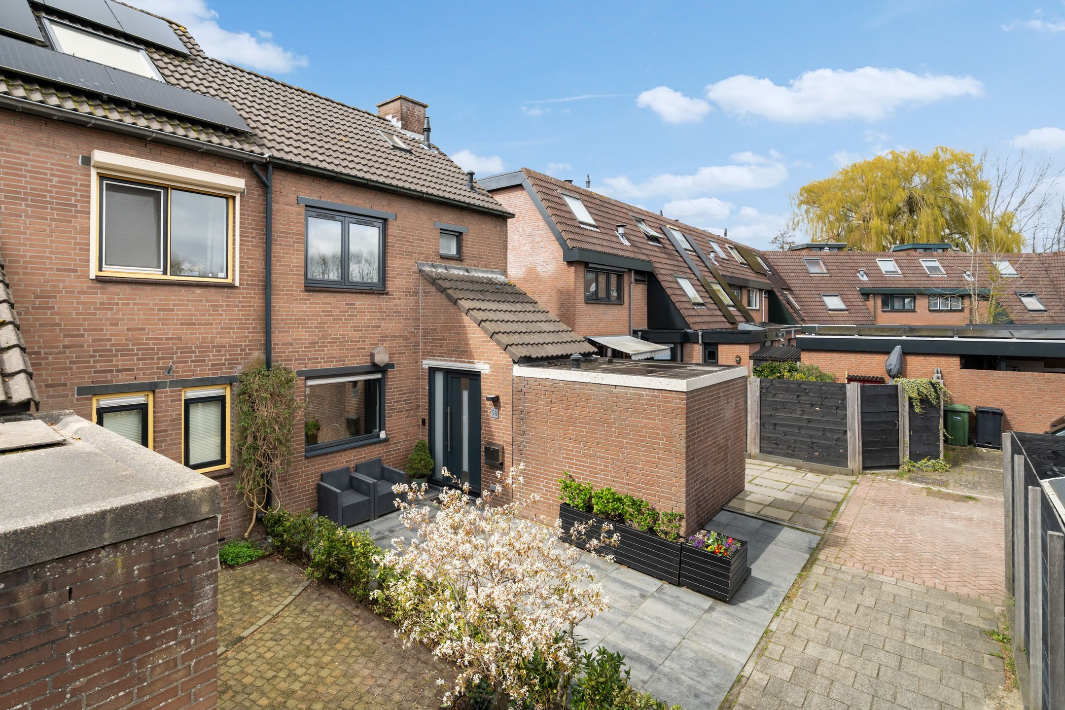Foto van Zwaluw 58, Hoogvliet Rotterdam