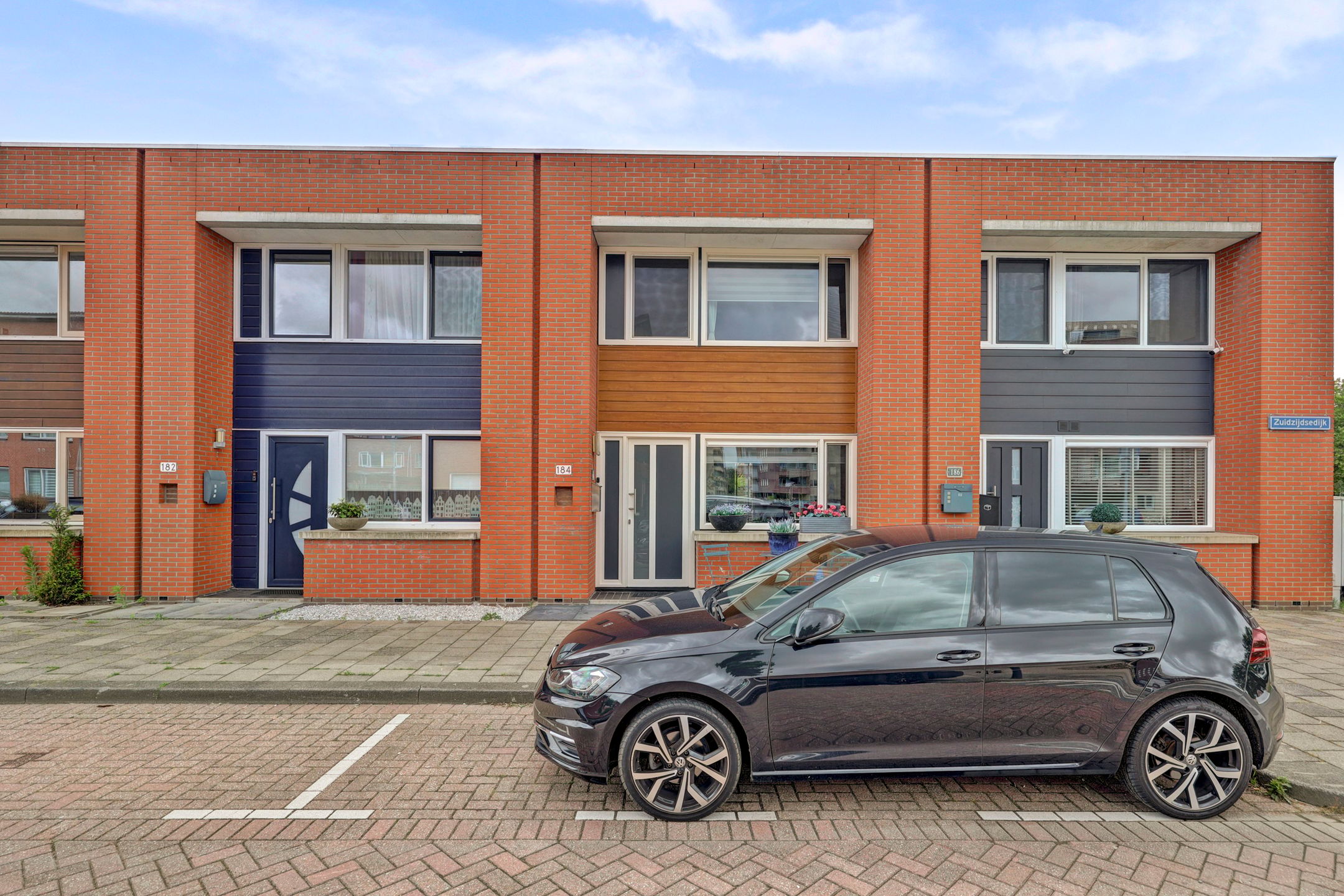 Foto van Zuidzijdsedijk 184, Hoogvliet Rotterdam