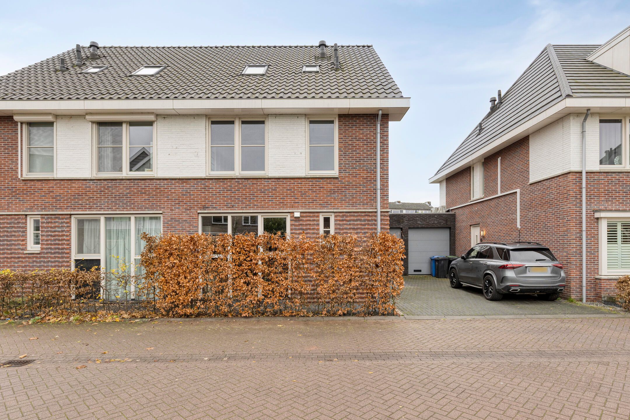 Foto van Voorneveldstraat 8, Pernis Rotterdam
