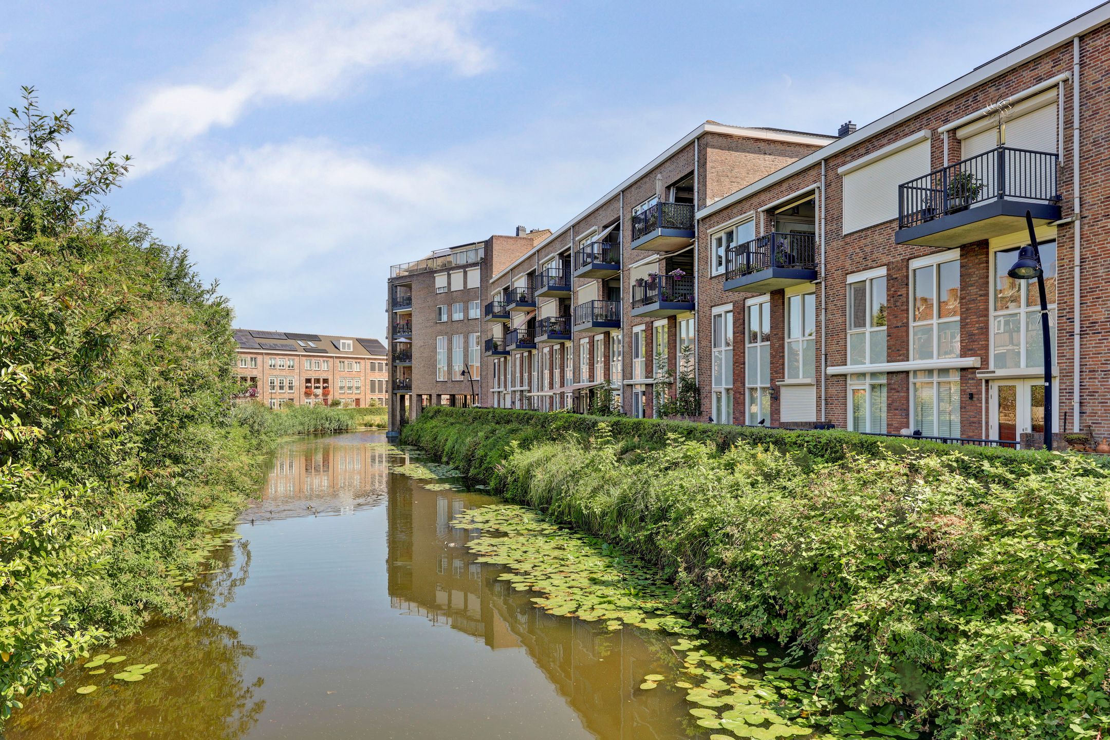 Foto van Vaartstraat 17, Spijkenisse