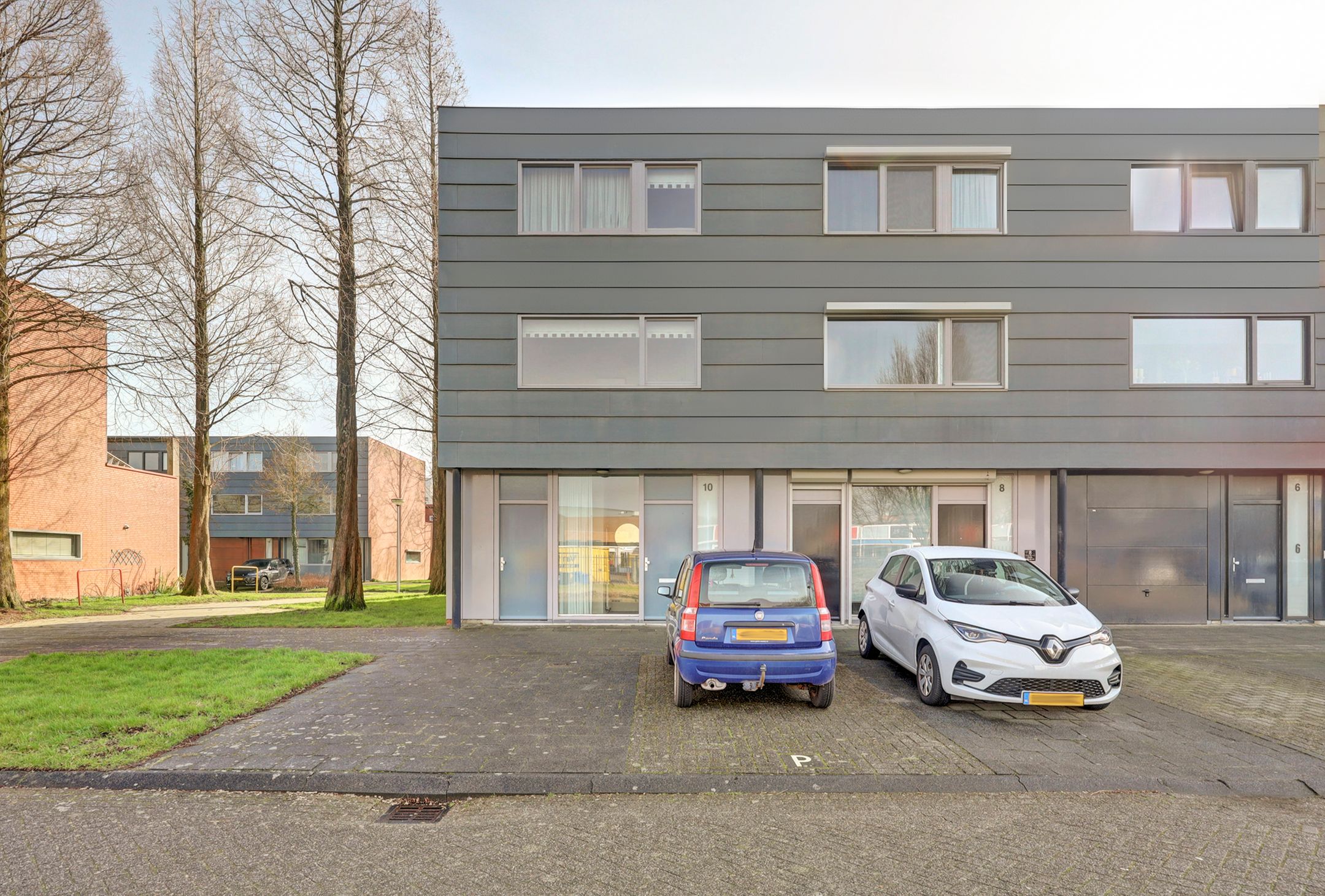 Foto van E. van Dintelstraat 10, Spijkenisse