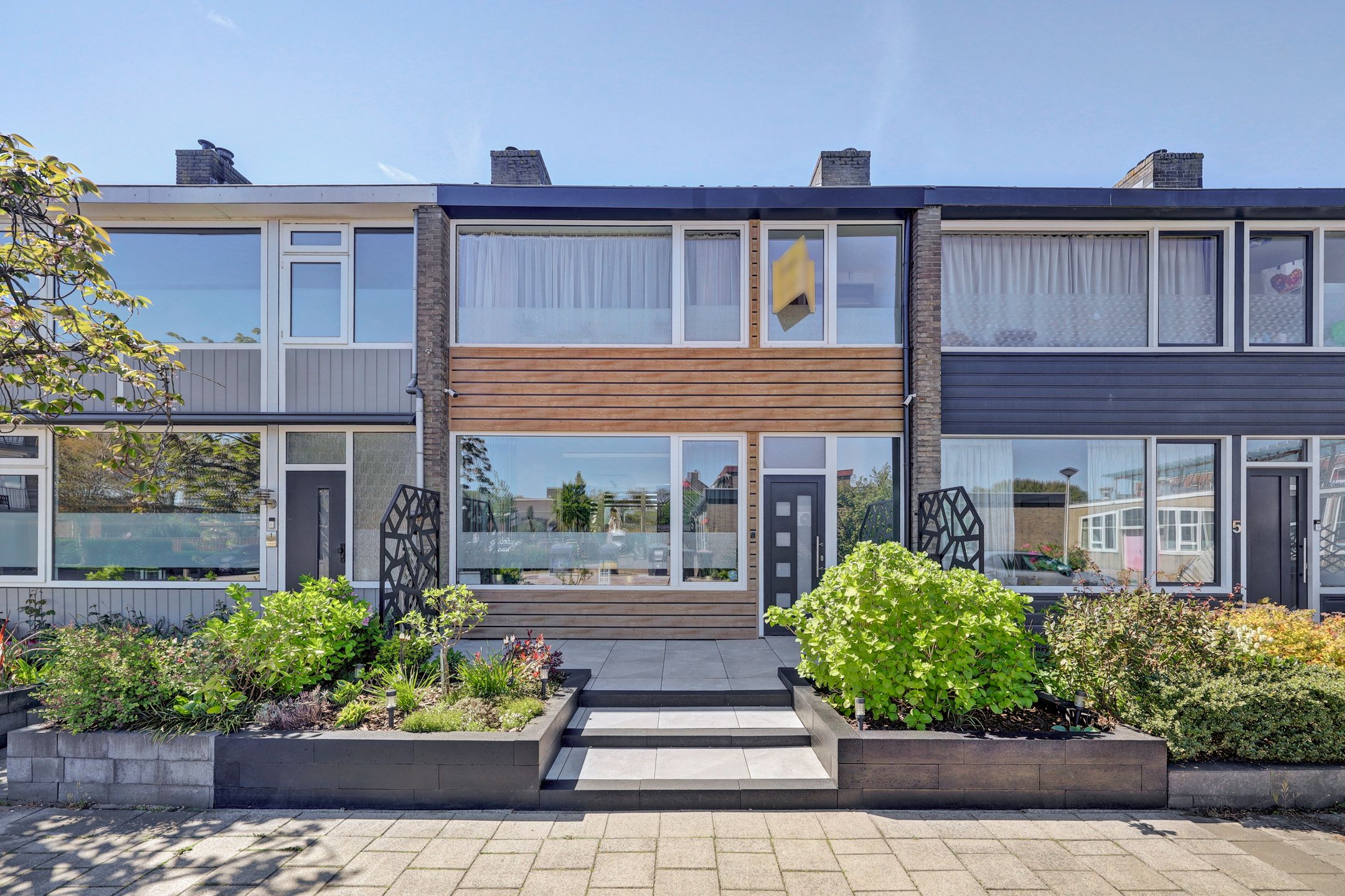 Foto van Paulus Potterstraat 3, Spijkenisse