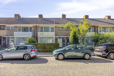 Foto van Lisstraat 72, Spijkenisse