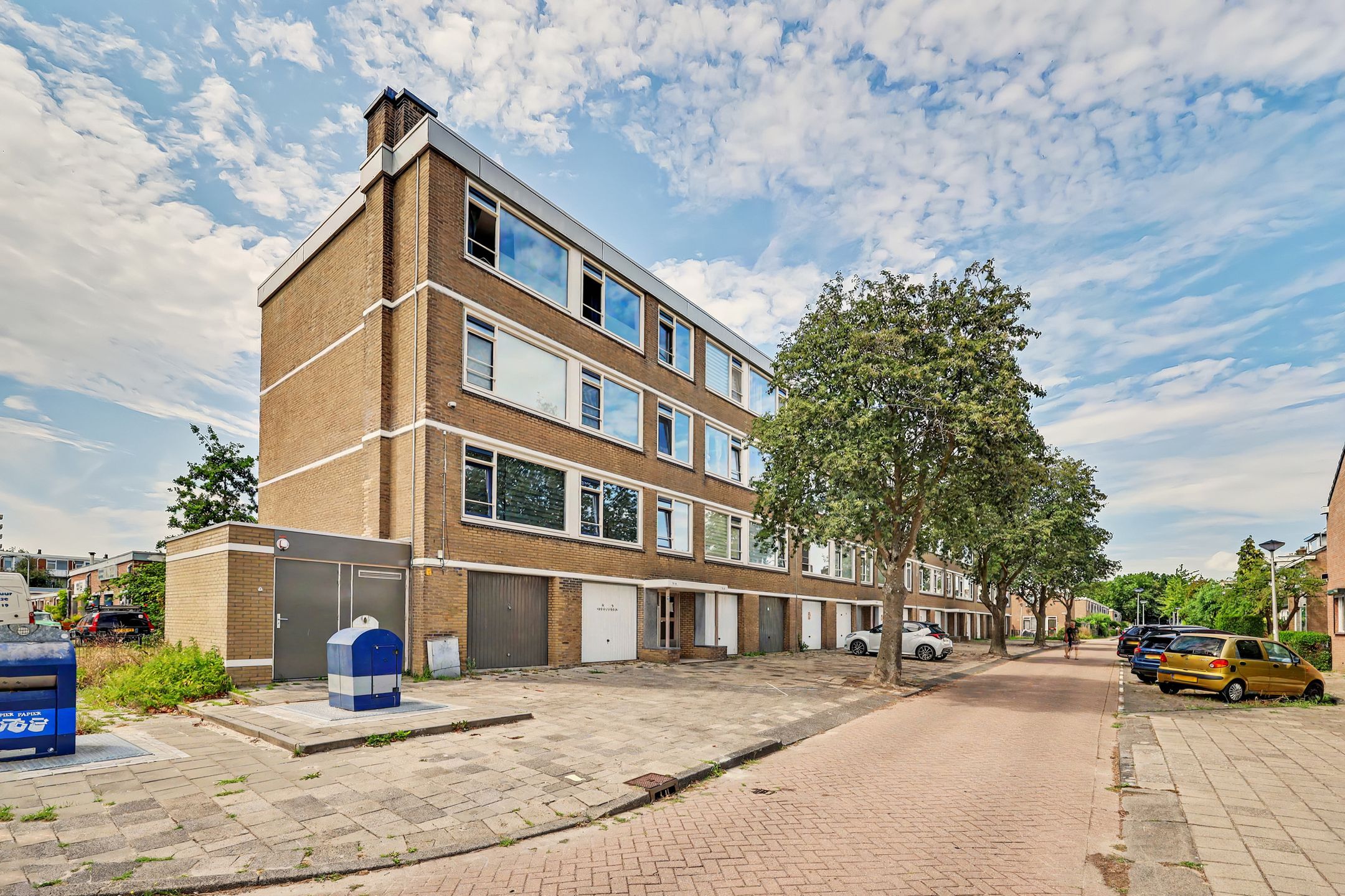 Foto van Dahliastraat 9, Spijkenisse