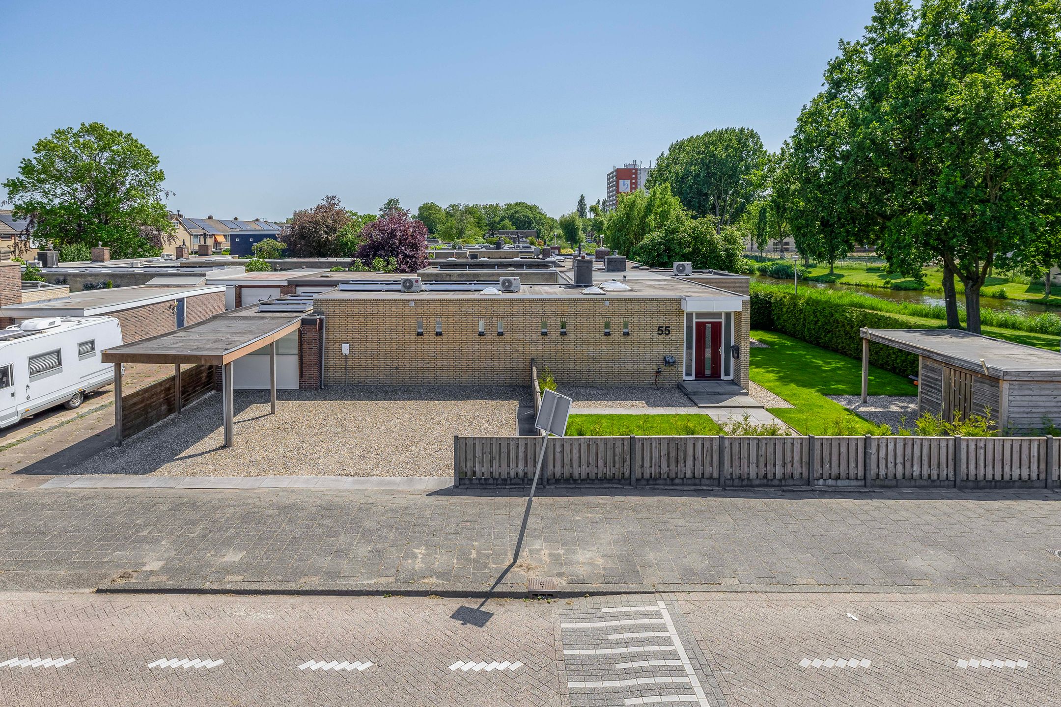 Foto van Planetenlaan 55, Spijkenisse