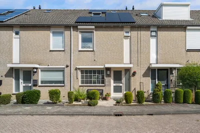 Foto van Wilhelmina Hofman-Pootstraat 48, Spijkenisse