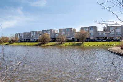 Foto van Marga Klompéstraat 67, Spijkenisse