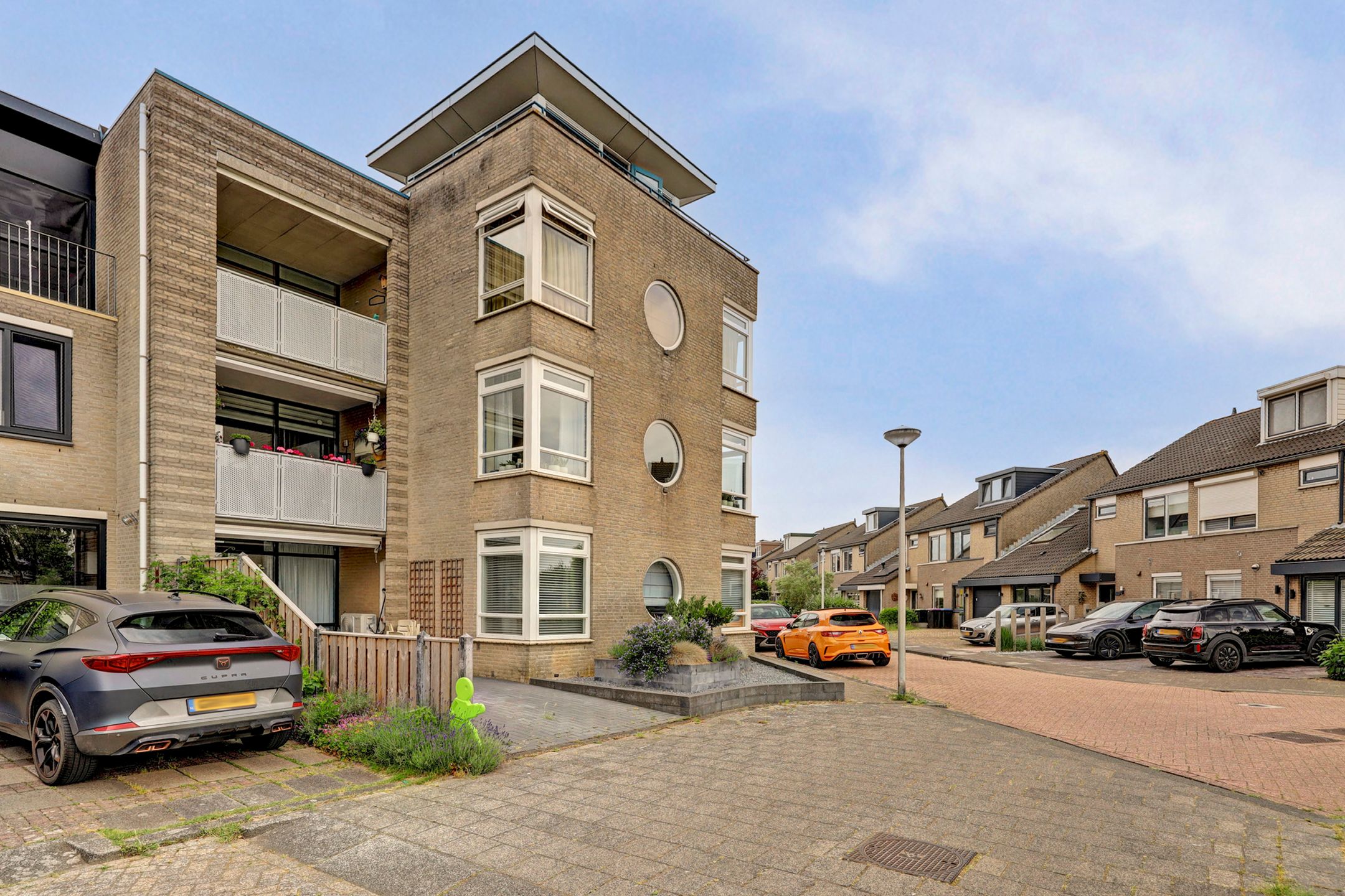 Foto van Sientje Mesdag-van Houtenstraat 81, Spijkenisse