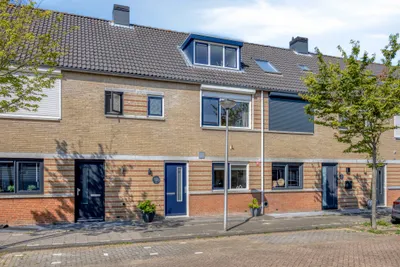 Foto van Madelon Lulofsstraat 38, Spijkenisse