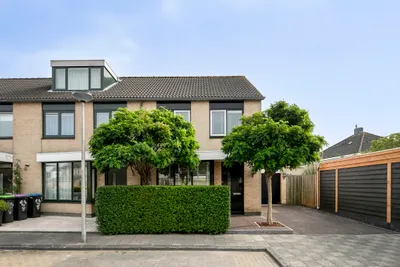 Foto van Carrie van Bruggenstraat 19, Spijkenisse