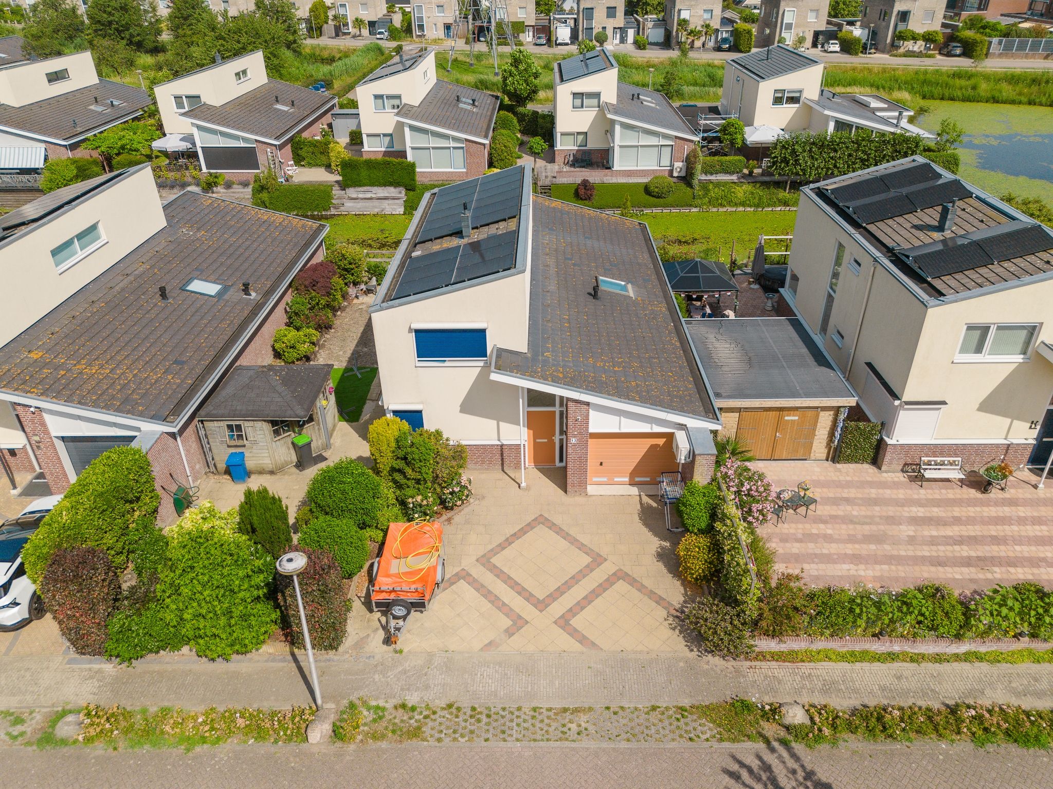 Foto van Schouwenburglaan 12, Spijkenisse