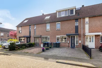Foto van Mandolinestraat 17, Spijkenisse