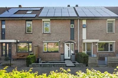 Foto van Saxofoonstraat 8, Spijkenisse