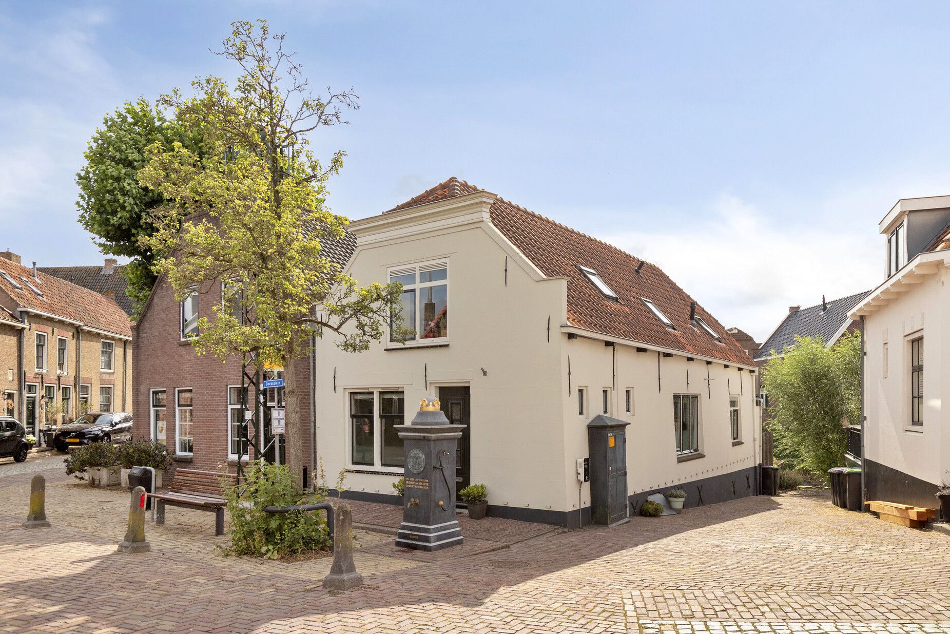 Foto van Dorpsplein 5, Geervliet