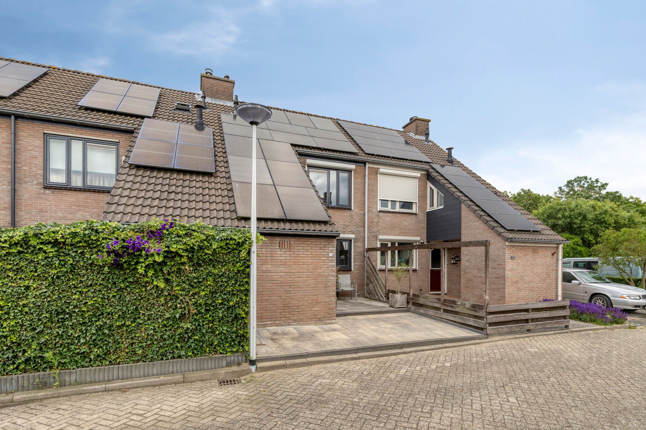 Foto van Aan de IJsbaan 14, Zuidland