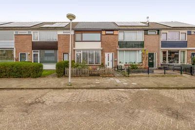 Foto van Asmusstraat 6, Hellevoetsluis
