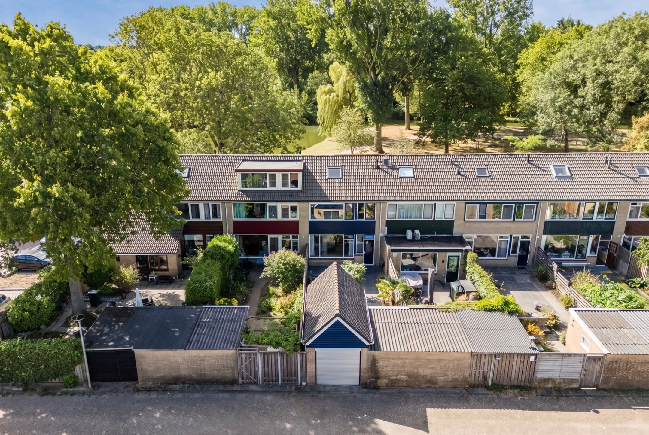 Foto van Dibbetzplantsoen 24, Hellevoetsluis