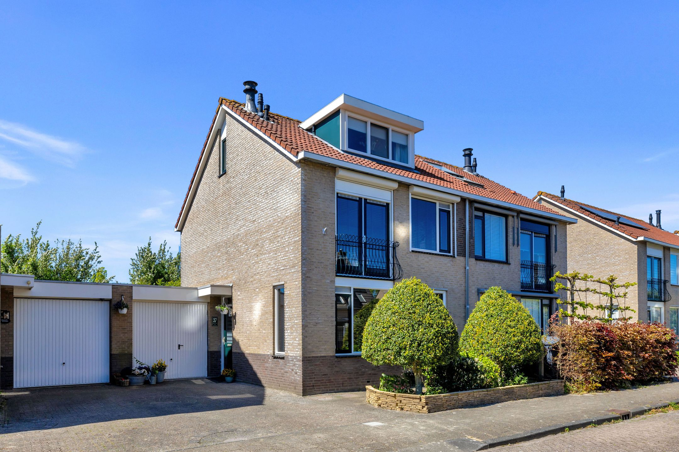 Foto van Baron van Leydenstraat 37, Hellevoetsluis