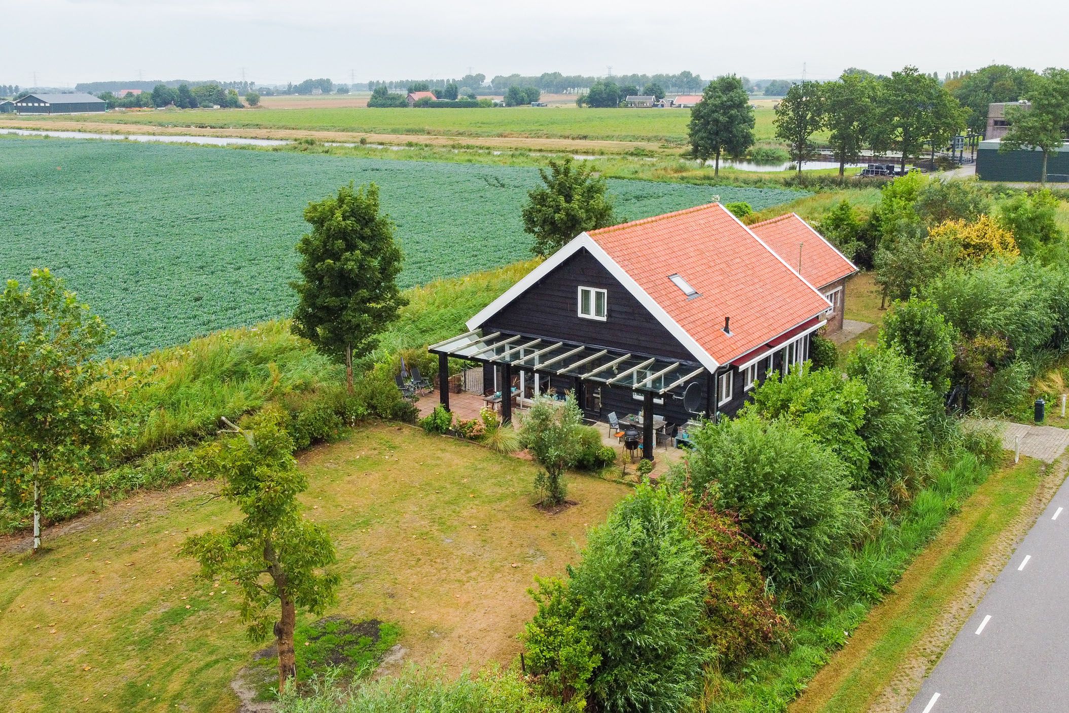 Foto van Kanaalweg Westzijde 59, Hellevoetsluis