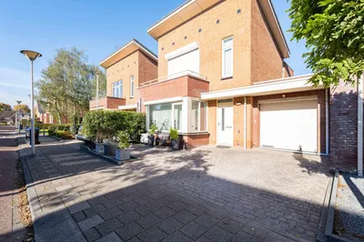 Foto van Monnikweide 4, Hellevoetsluis