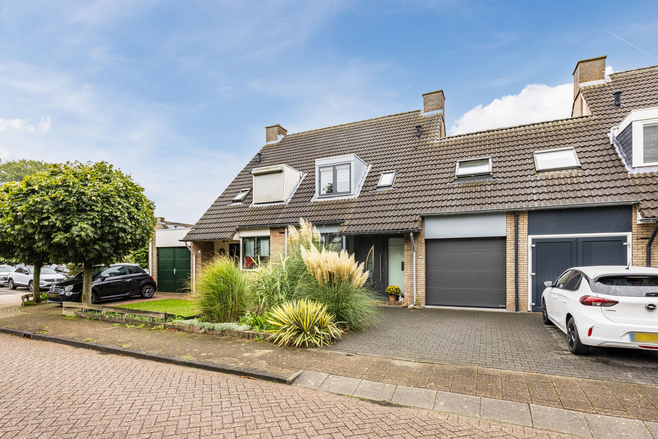 Foto van Witte de Withplein 10, Hellevoetsluis
