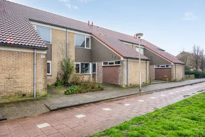 Foto van Ireneplaats 140, Hellevoetsluis