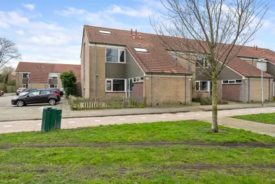 Foto van Ireneplaats 144, Hellevoetsluis