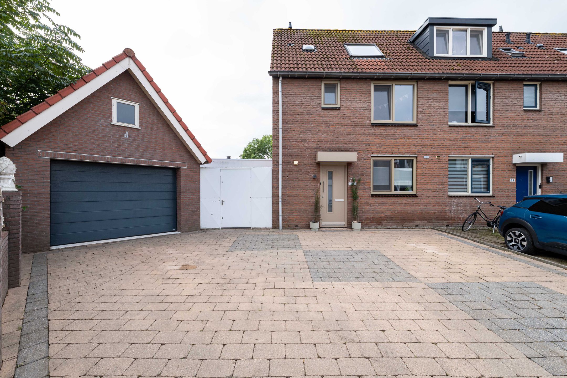 Foto van Larix 73, Hellevoetsluis