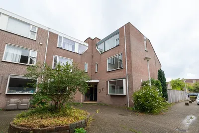 Foto van De Eik 2, Hellevoetsluis