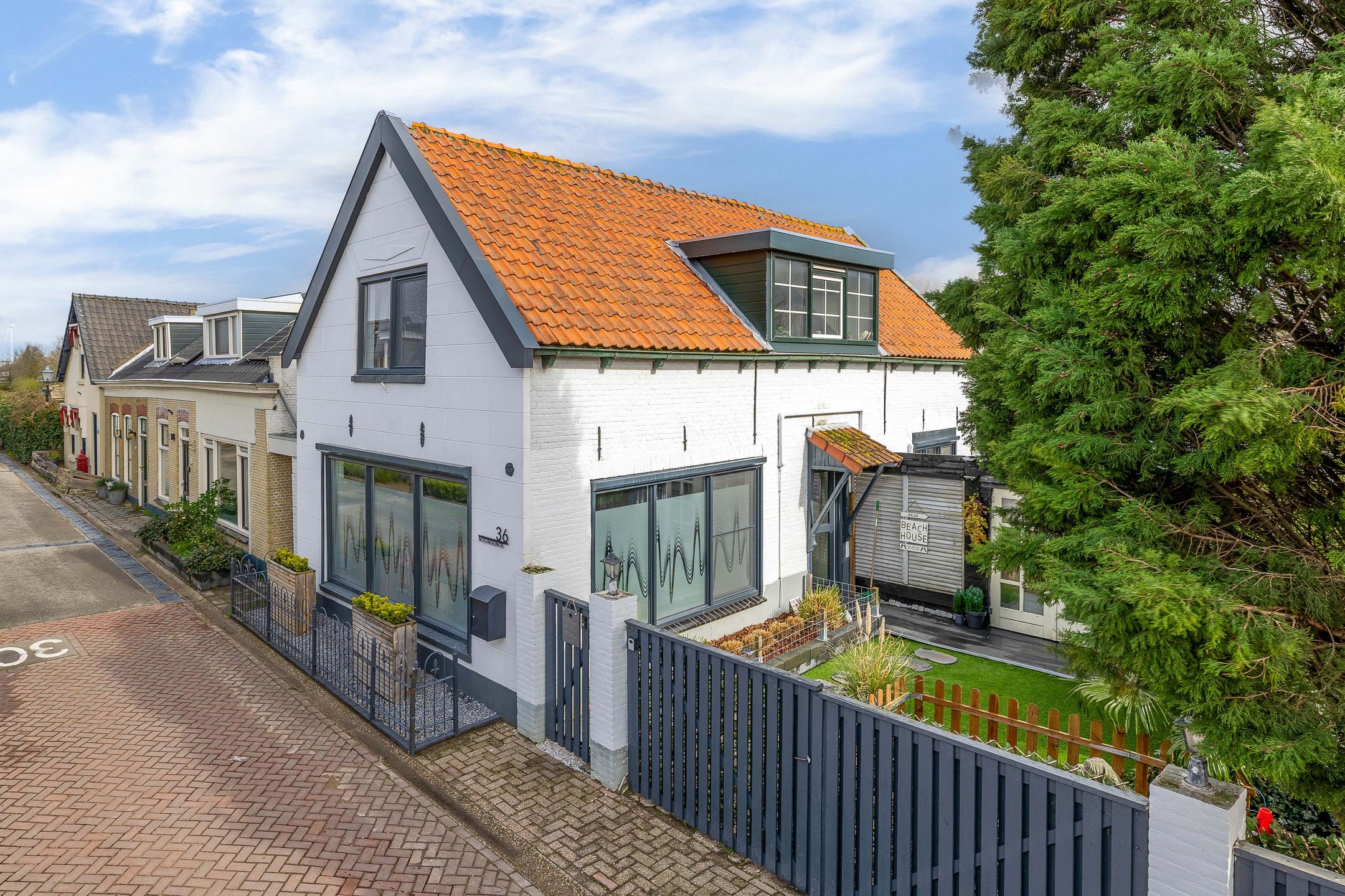 Foto van Noordeinde 36, Zwartewaal