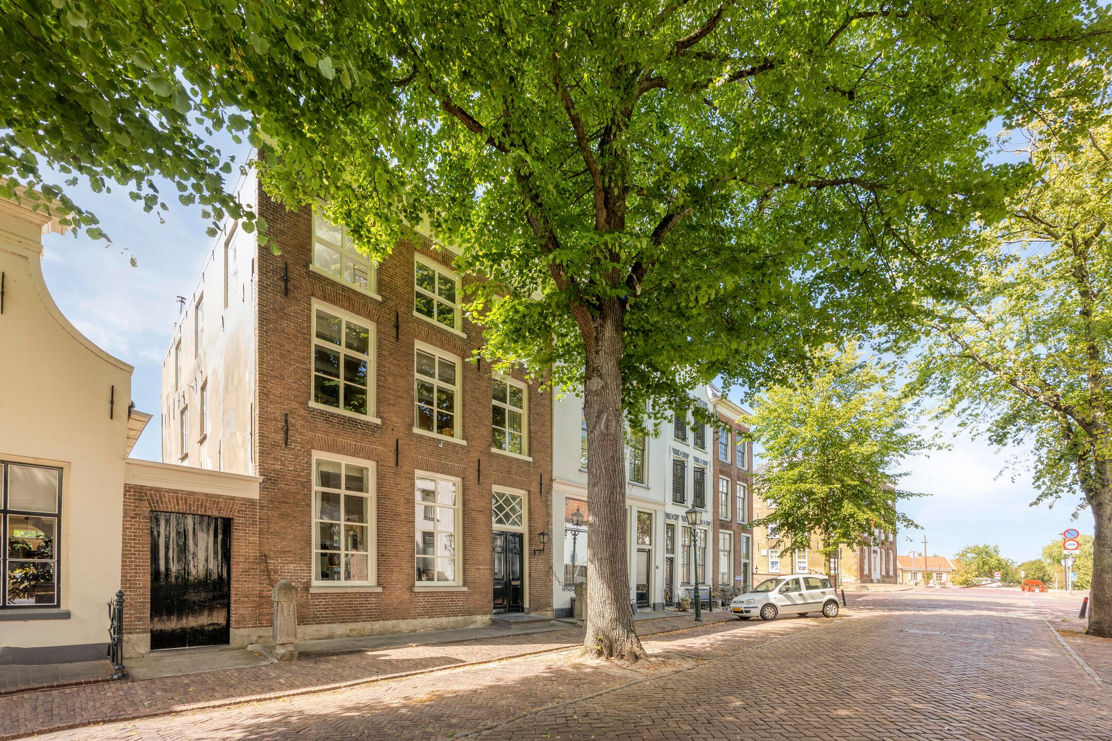 Foto van Voorstraat 9, Sommelsdijk