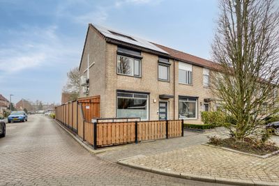 Foto van Pimpelmees 32, Sommelsdijk
