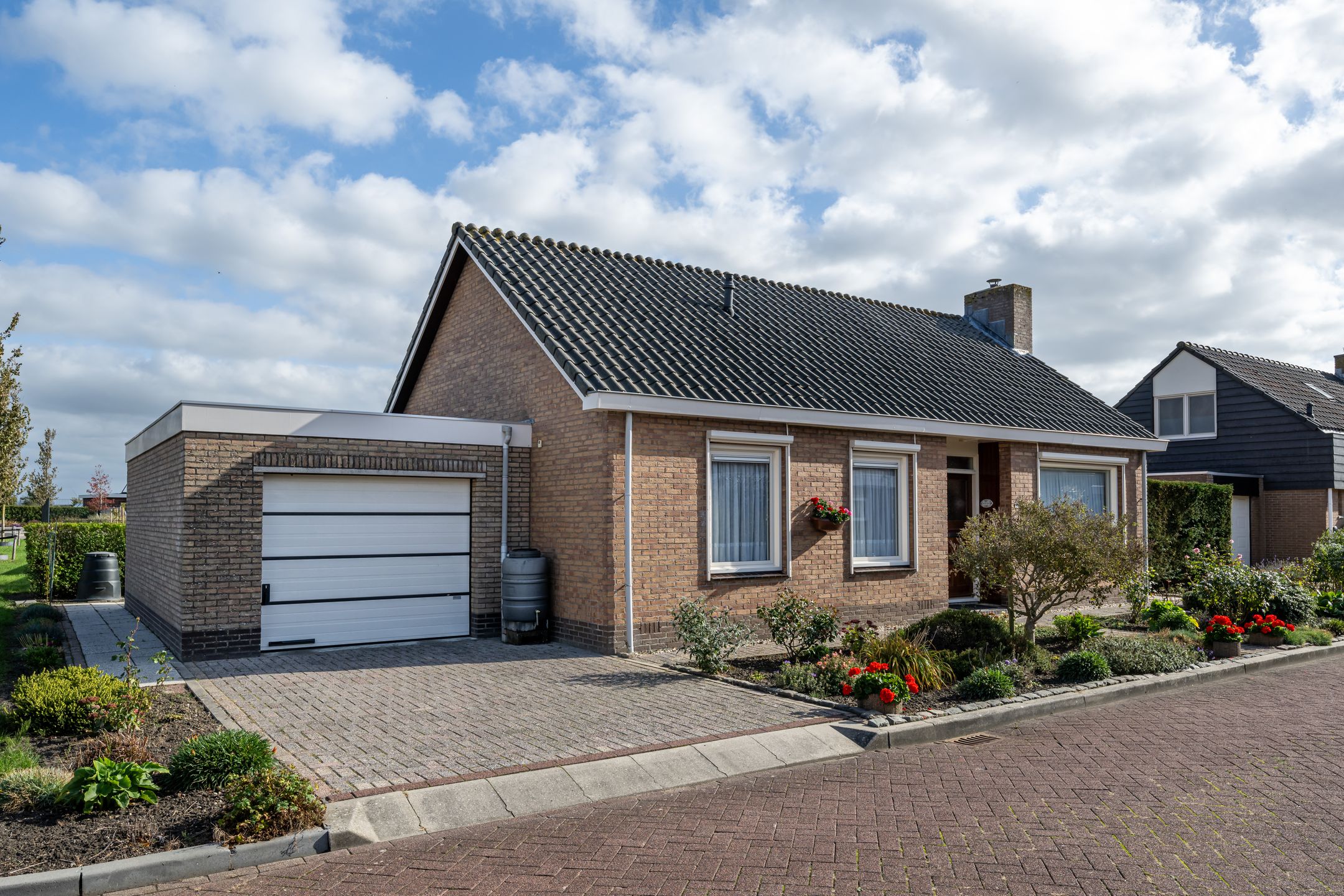 Foto van Volkerakstraat 7, Herkingen