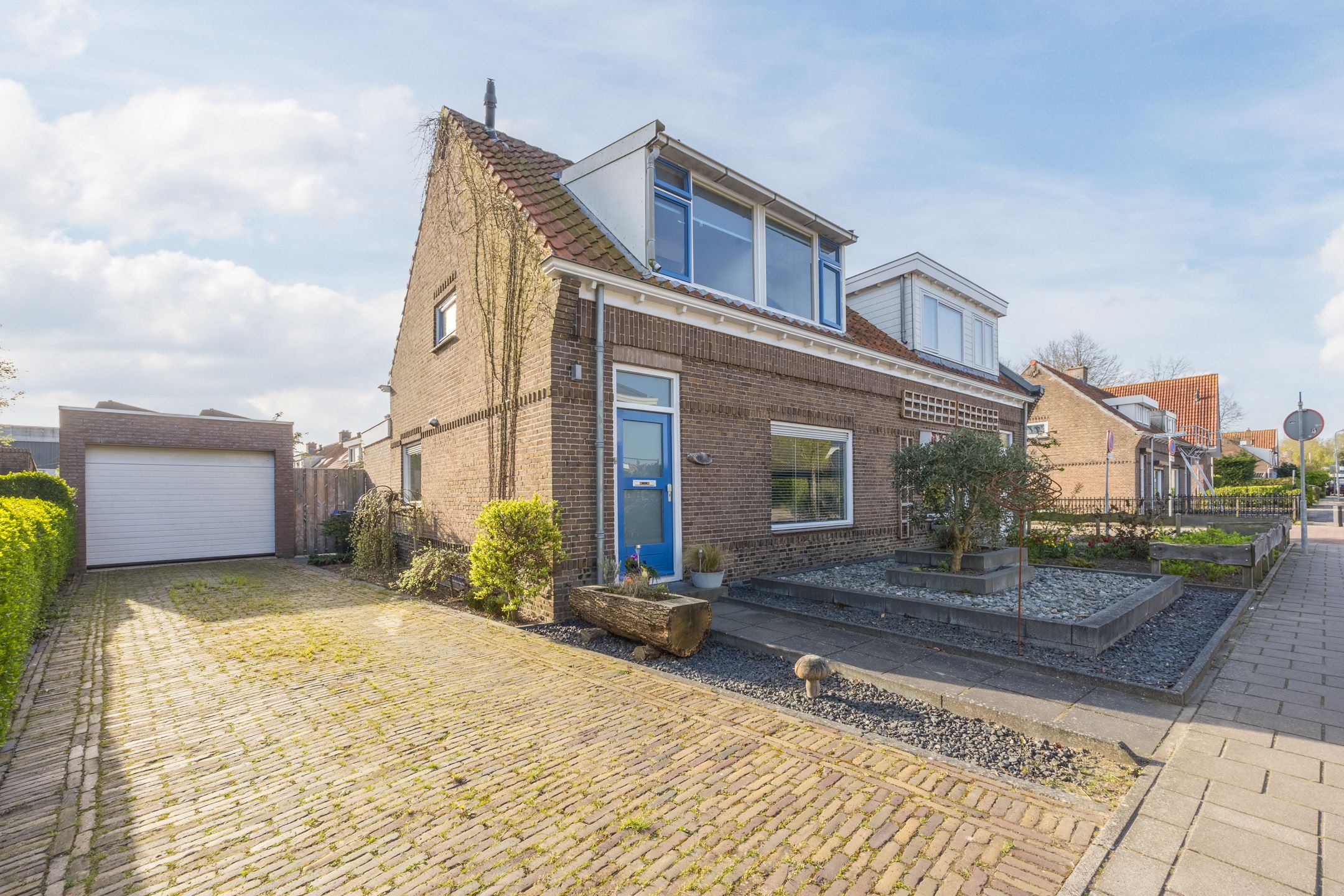 Foto van Prins Bernhardstraat 3, Ooltgensplaat