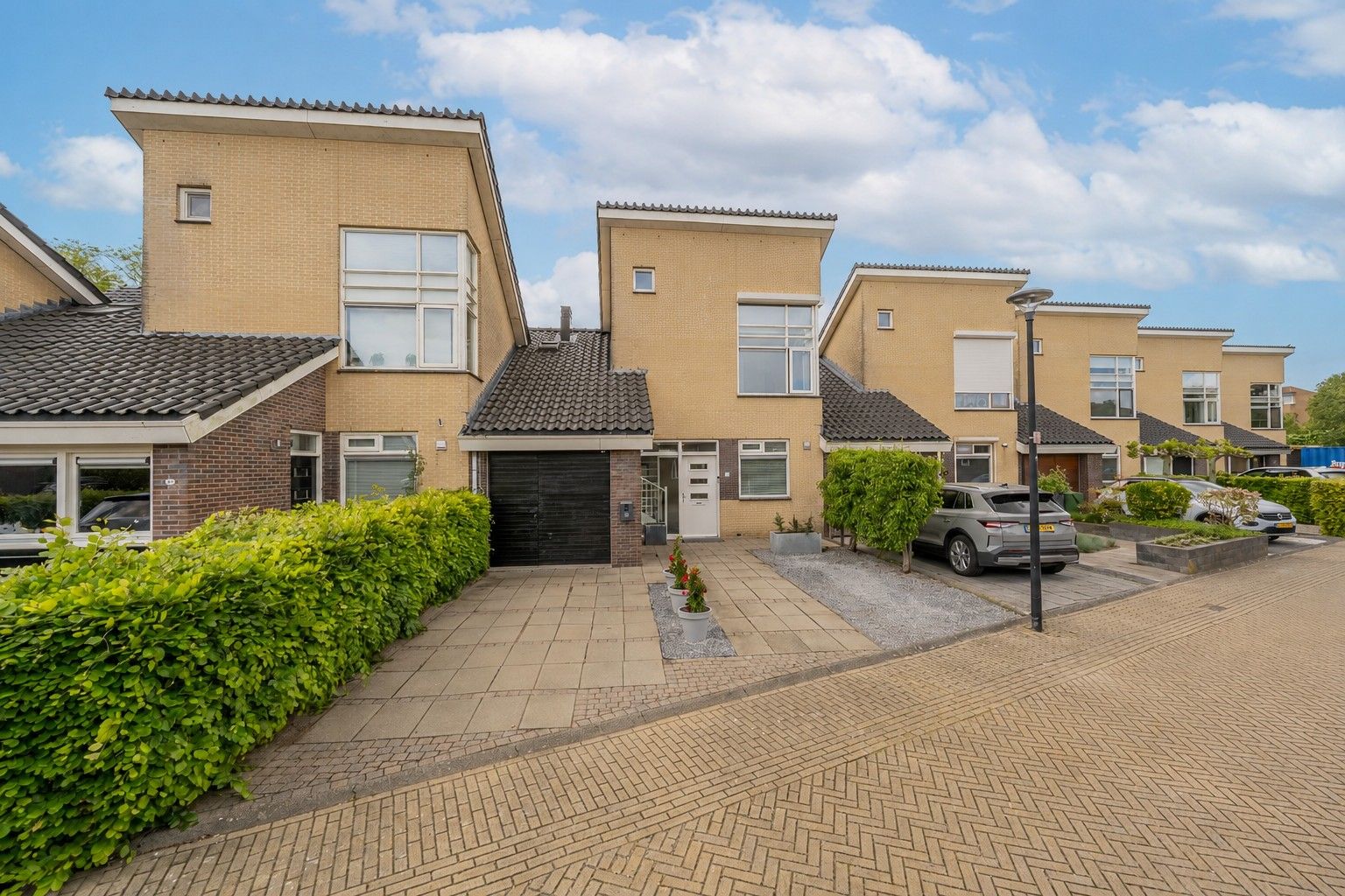 Foto van Dokter Duyvendakhof 10, Oud-Beijerland