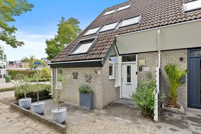 Foto van Lange Hille 1, Oud-Beijerland Eindwoning