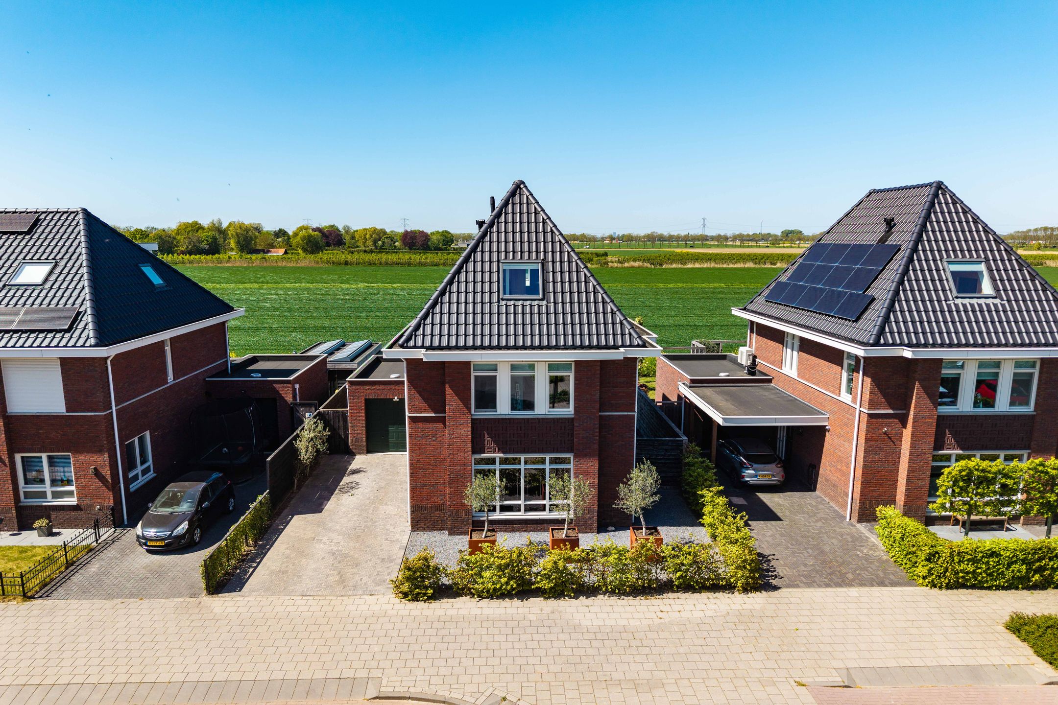 Foto van Cor Dirksestraat 26, Mijnsheerenland