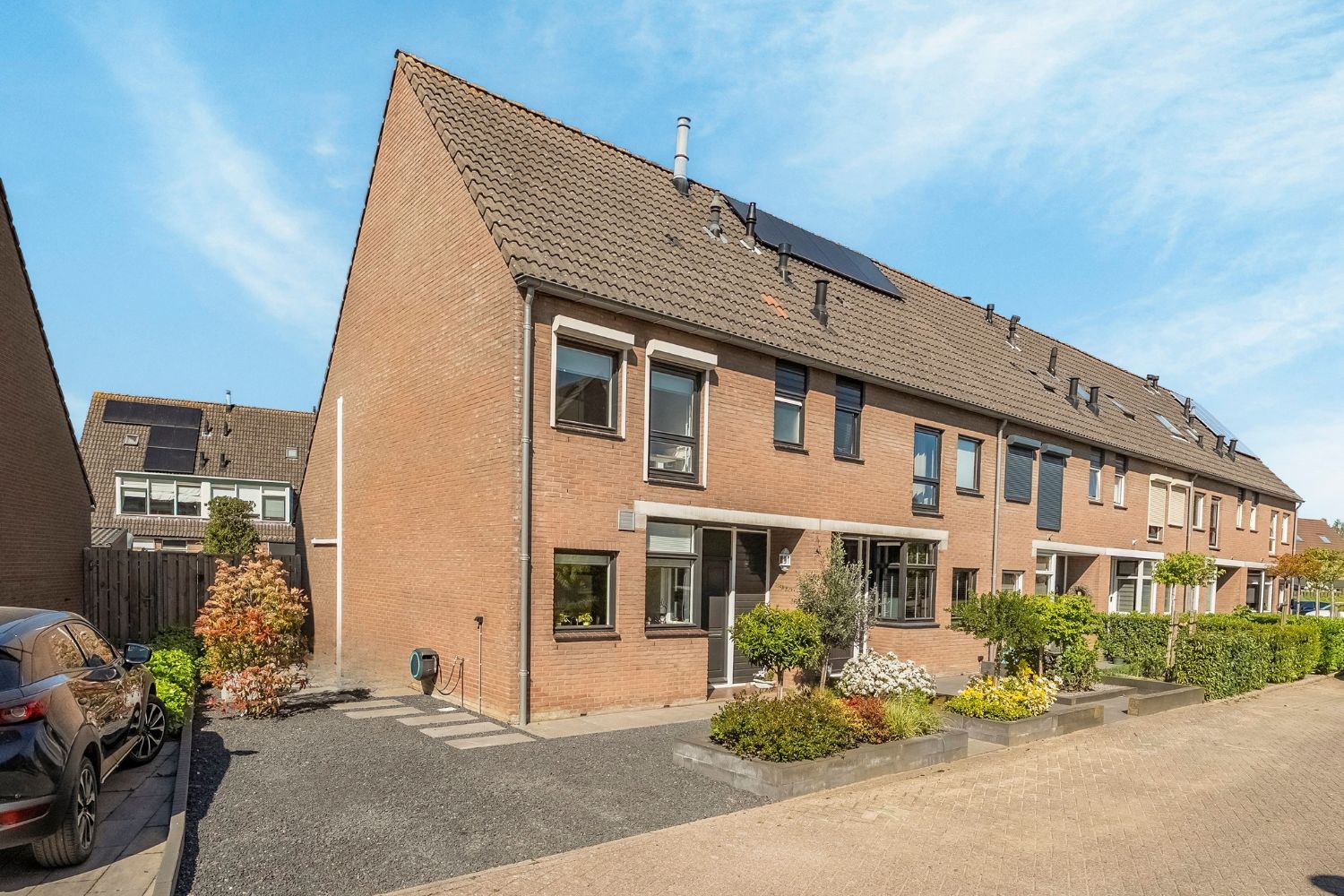 Foto van Zwaluwplaats 20, Numansdorp