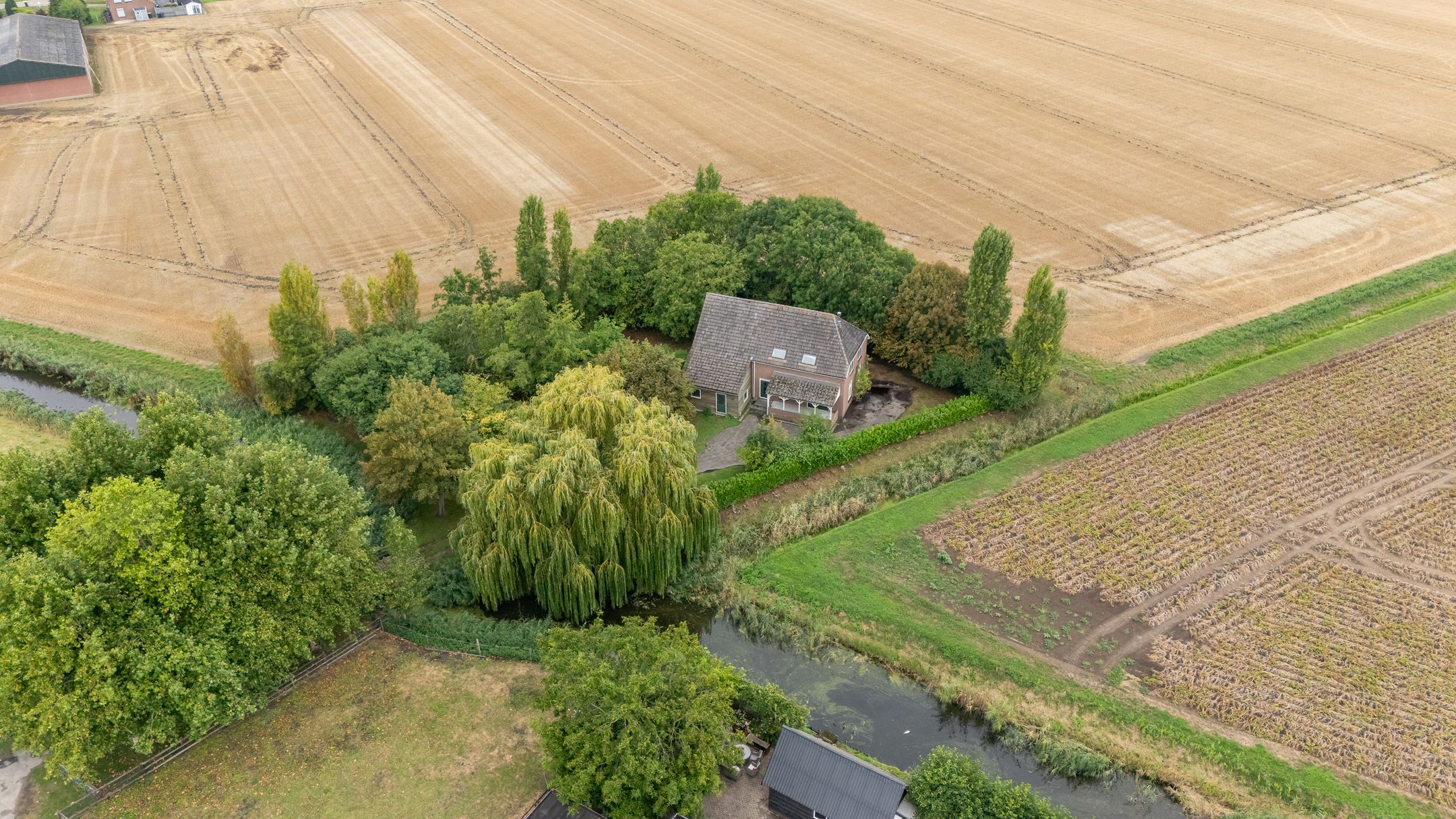 Foto van Hallinxweg 48, Numansdorp