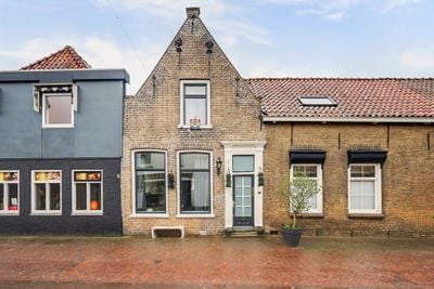 Foto van Kerkstraat 3, Strijen