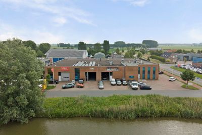 Foto van Edisonweg 15, Strijen