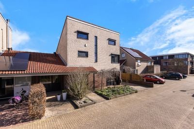 Foto van A.A. Meerenburghstraat 3, Strijen Half