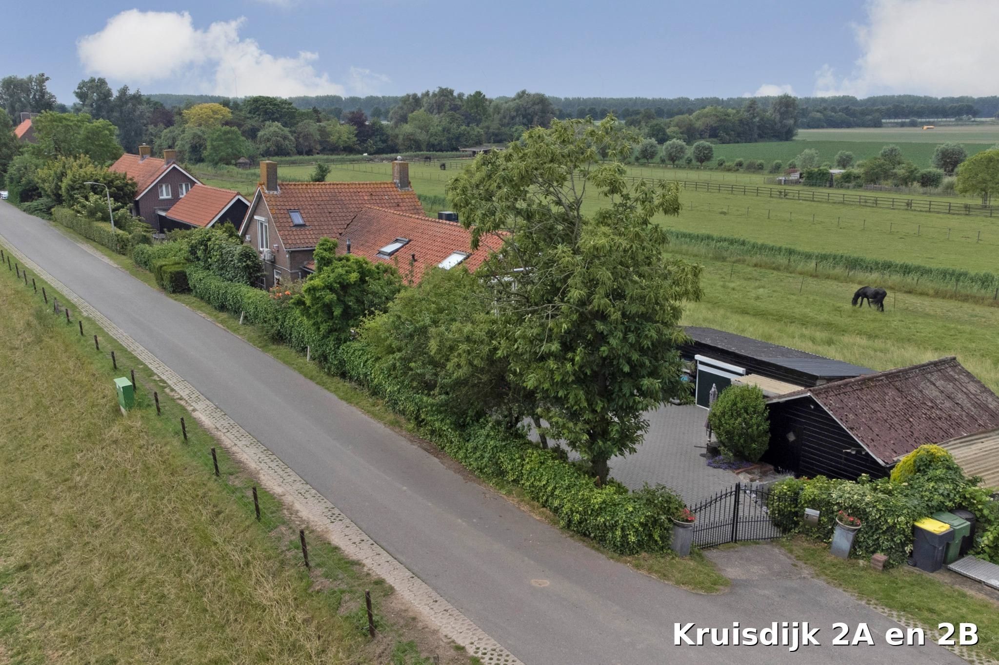 Foto van Kruisdijk 2, Strijen