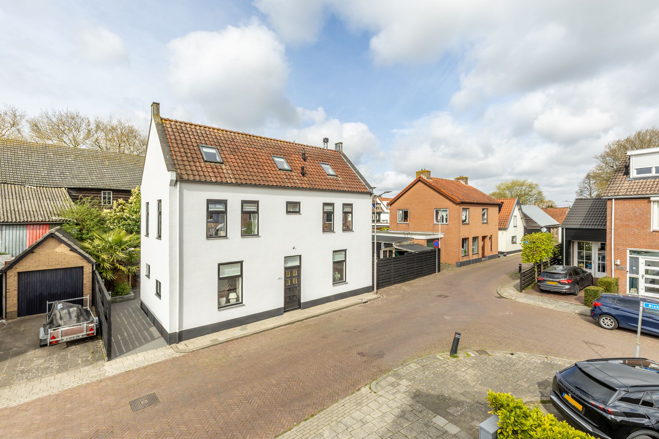 Foto van In 't Veldstraat 12, 's-Gravendeel