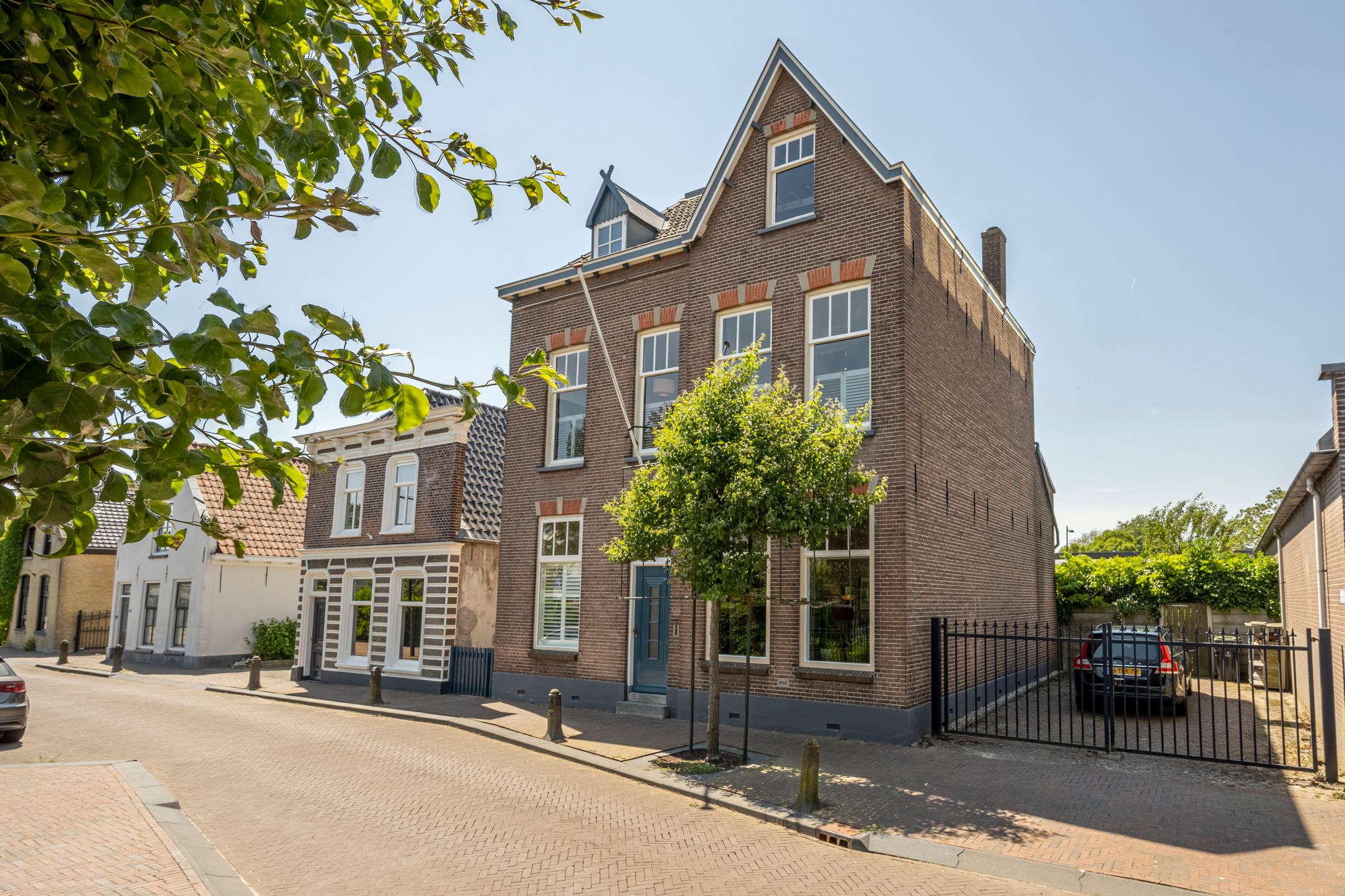 Foto van Langestraat 11, 's-Gravendeel
