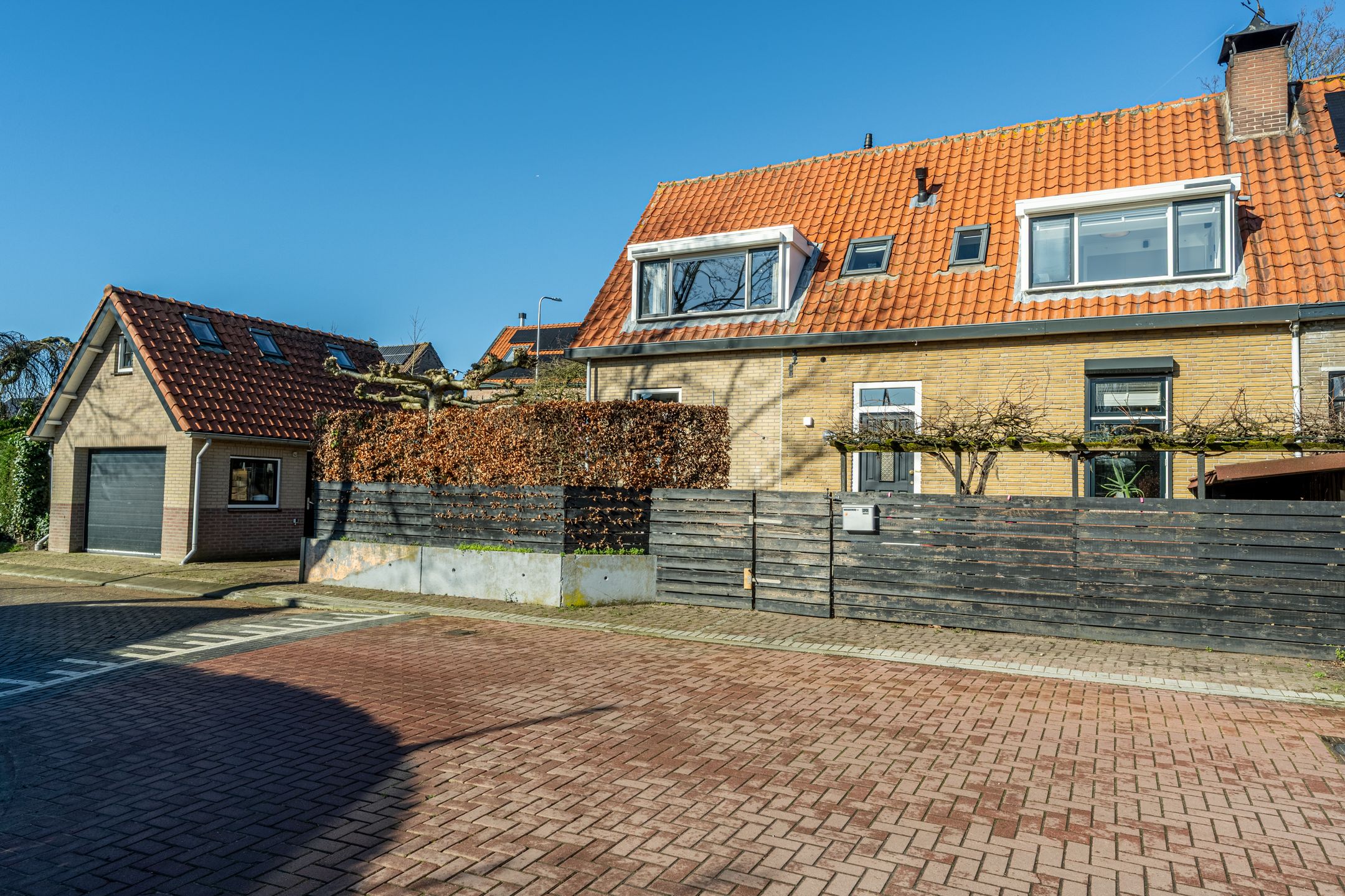 Foto van Maasdamsedijk 20, Puttershoek