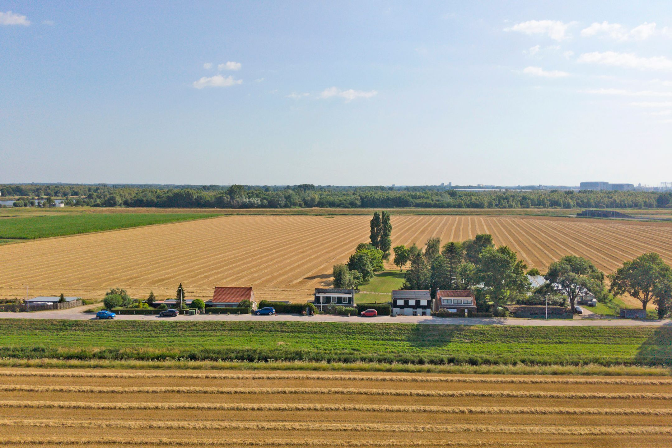 Foto van Molendijk 40, Puttershoek