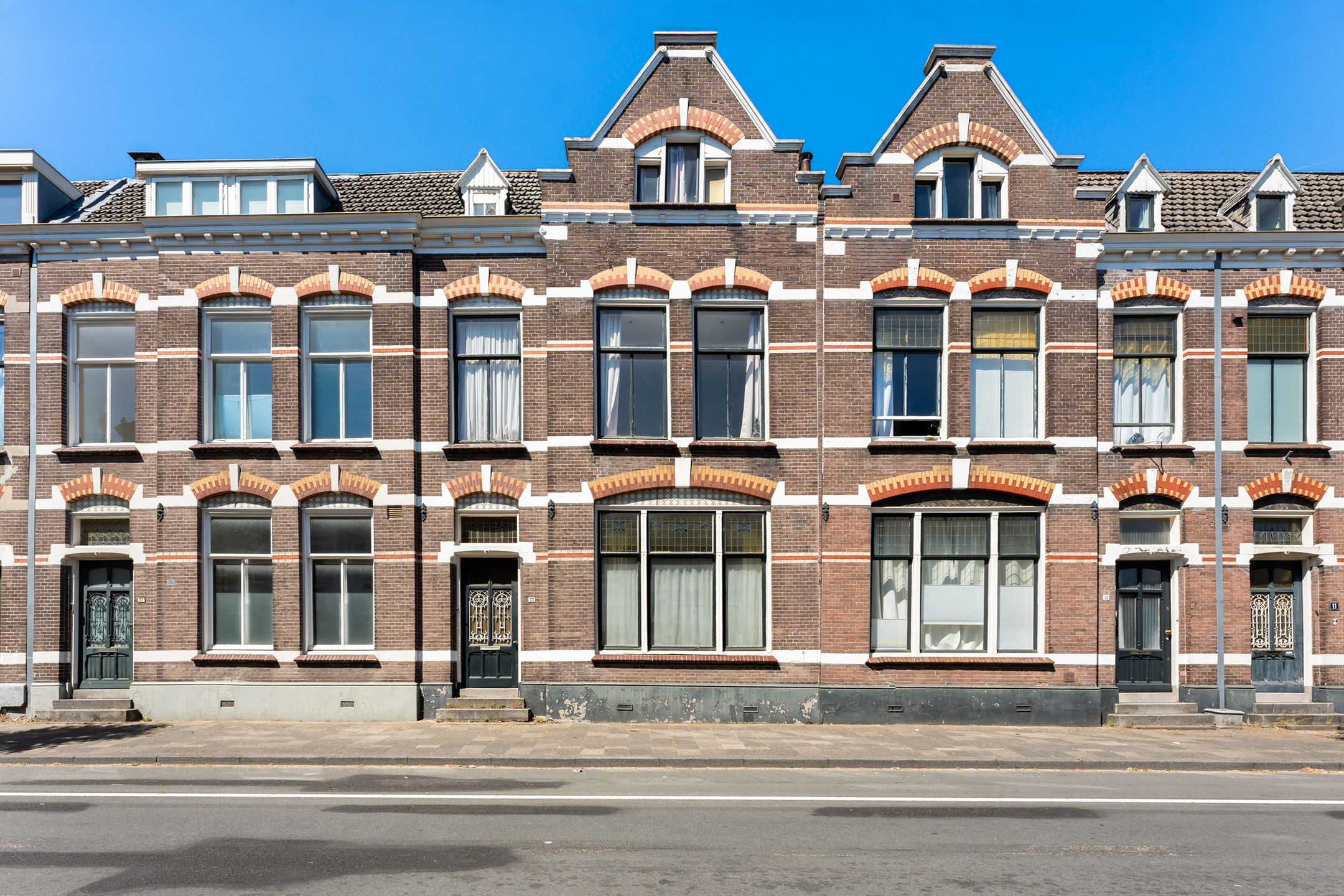 Foto van Toulonselaan 15, Dordrecht