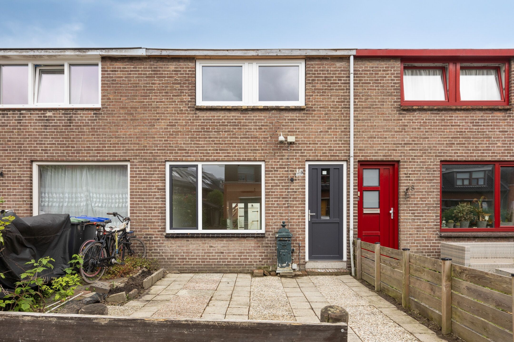 Foto van Vincent van Goghstraat 16, Dordrecht